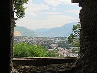 Tour Barral, vue sur la valle grenobloise.