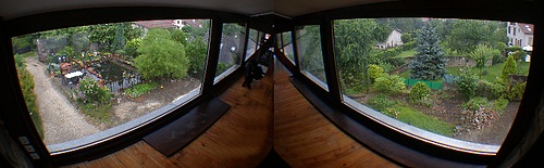 Gite La Source jardin depuis la mezzanine