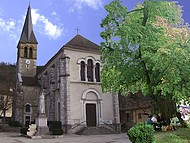 St Aupre: l'église et le tilleul