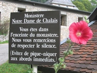 Monastère de Chalais, lieu de recueillement.